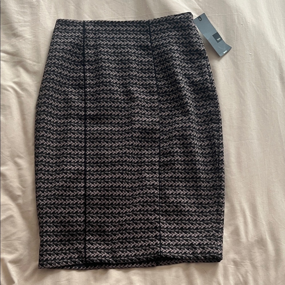Elegant Black and Brown Patterned Business Pencil Skirt